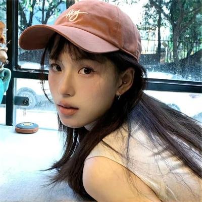 三女性